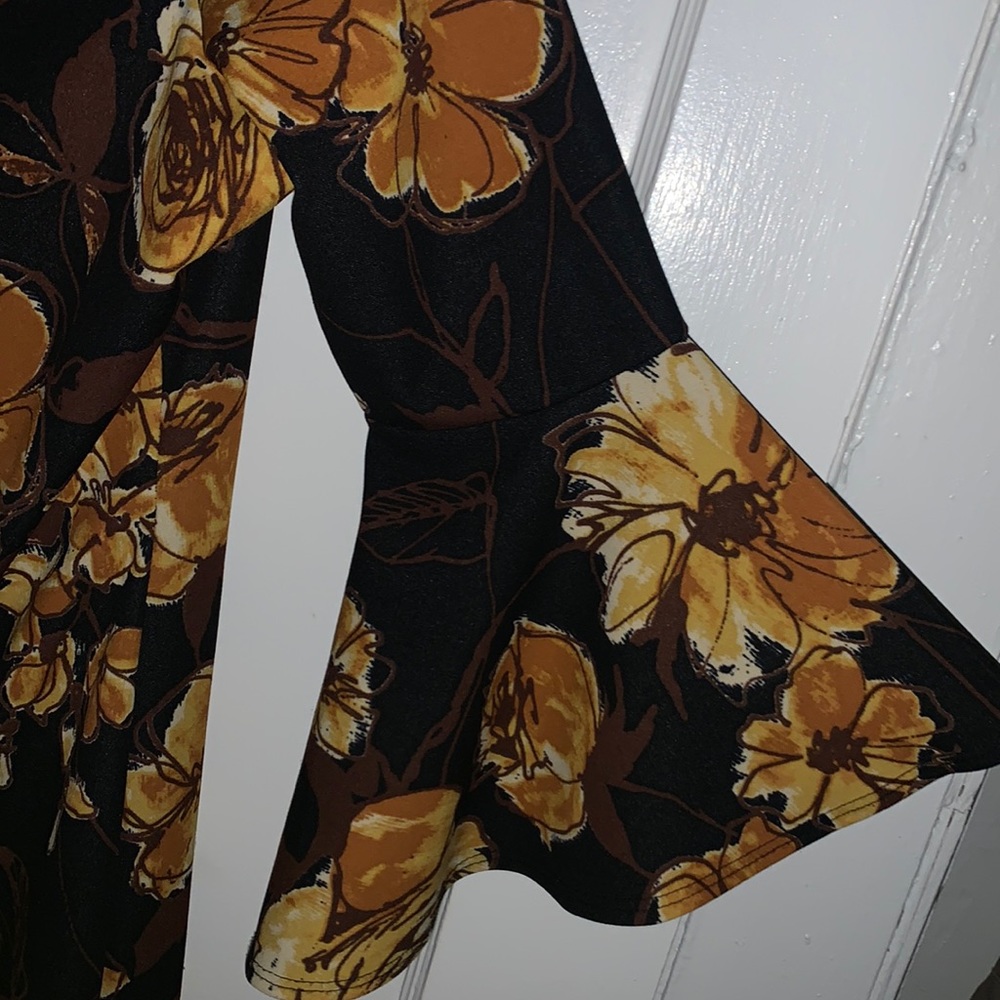 Off the shoulder MIDI DRESS